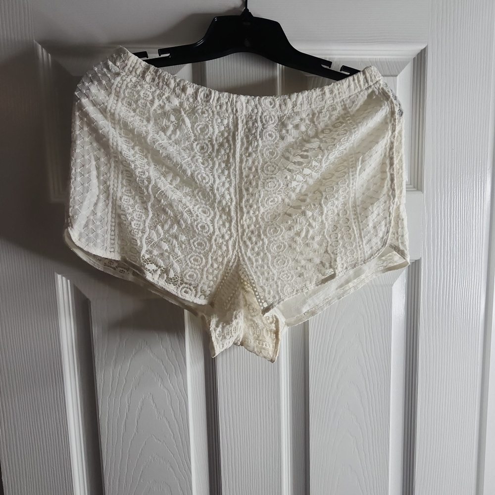 Express Ivory Textured Shorts
